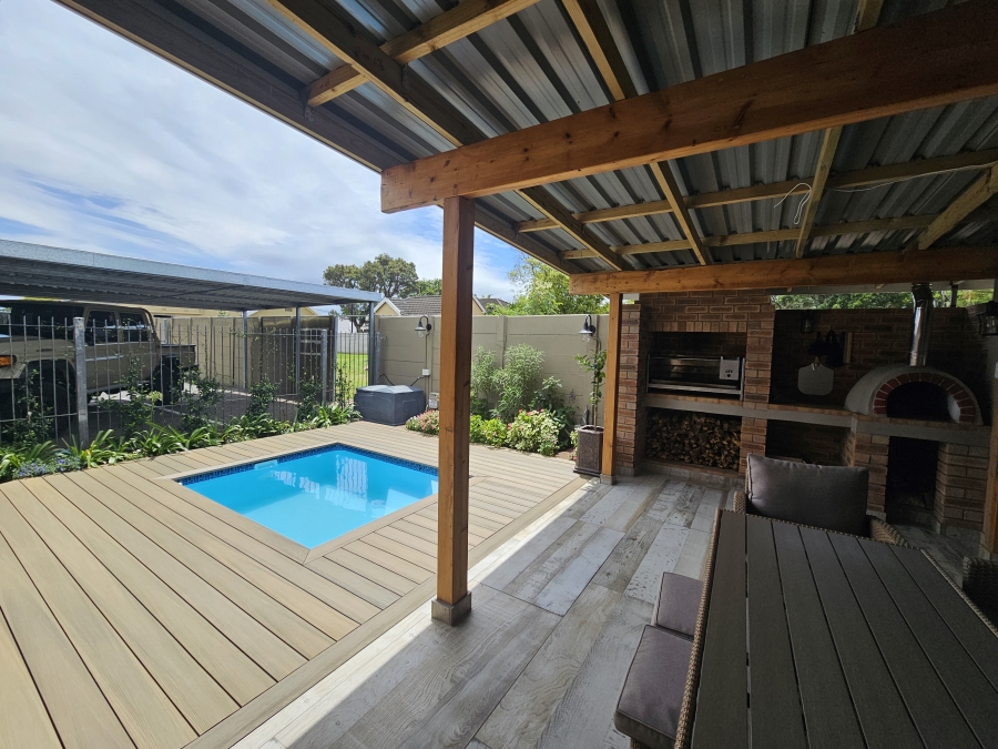 Commercial Property for Sale in Vincent Eastern Cape